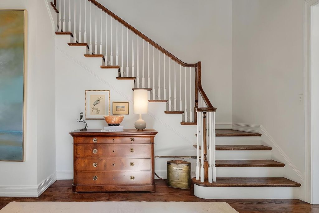 Image 10 of property listing at 192 Ballybunion Drive, Kiawah Island, SC 29455