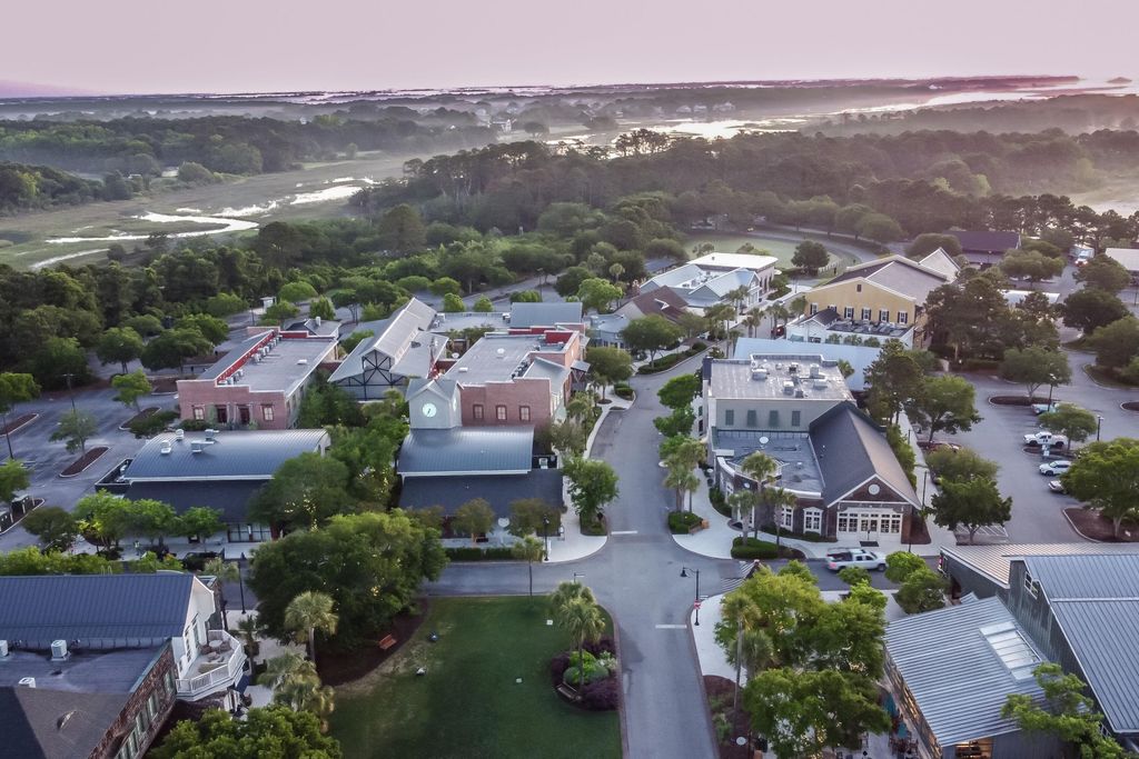 Image 104 of property listing at 192 Ballybunion Drive, Kiawah Island, SC 29455