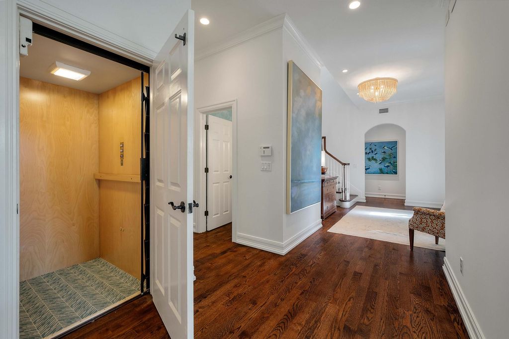 Image 11 of property listing at 192 Ballybunion Drive, Kiawah Island, SC 29455