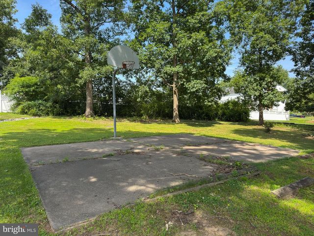 7002 PINECREST RD, Baltimore, MD 21228