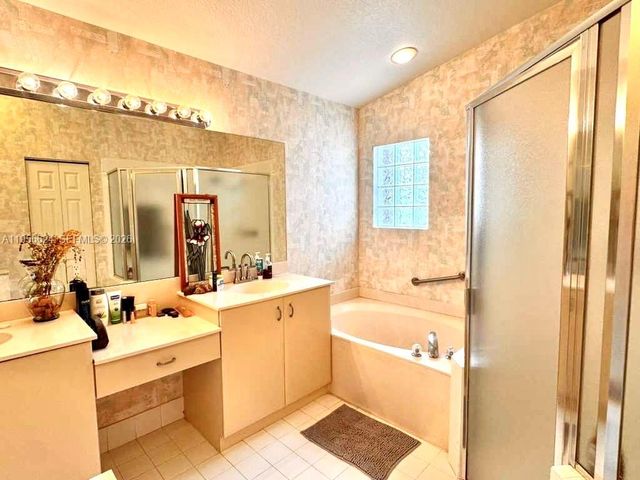 7131 Whitfield Ave, Boynton Beach, FL 33437