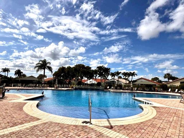 7131 Whitfield Ave, Boynton Beach, FL 33437