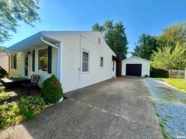 508 HILLCREST Street, Metropolis, IL 62960