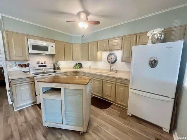 508 HILLCREST Street, Metropolis, IL 62960