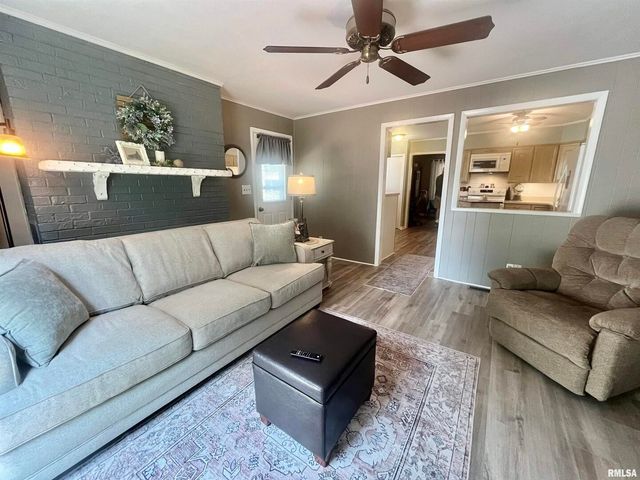 508 HILLCREST Street, Metropolis, IL 62960