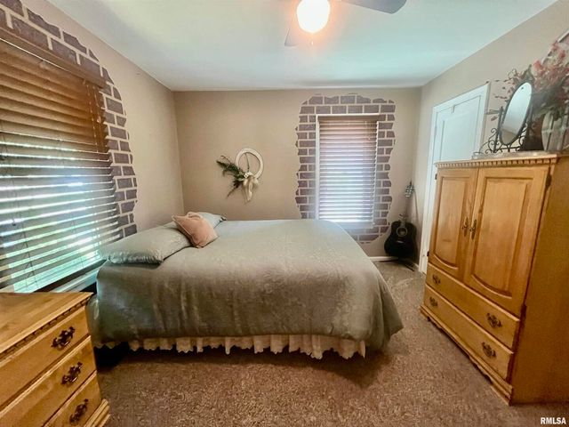 508 HILLCREST Street, Metropolis, IL 62960