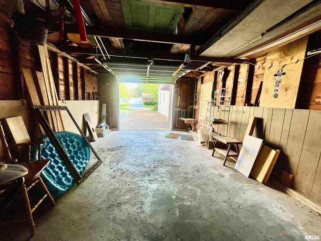 508 HILLCREST Street, Metropolis, IL 62960