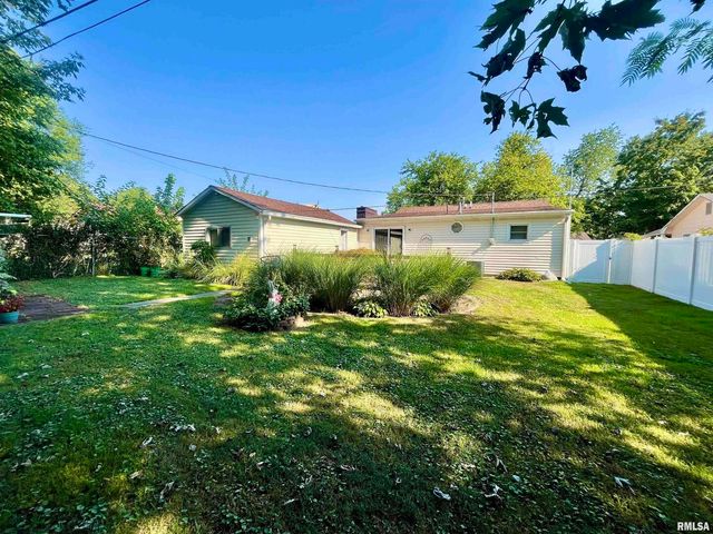 508 HILLCREST Street, Metropolis, IL 62960