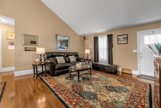 1909 Joseph Court, Lawrenceburg, KY 40342