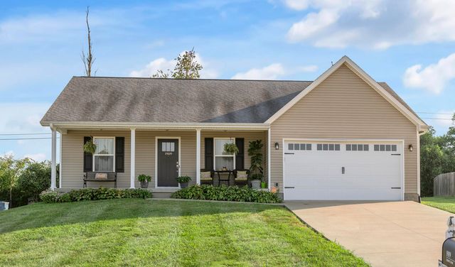 1909 Joseph Court, Lawrenceburg, KY 40342