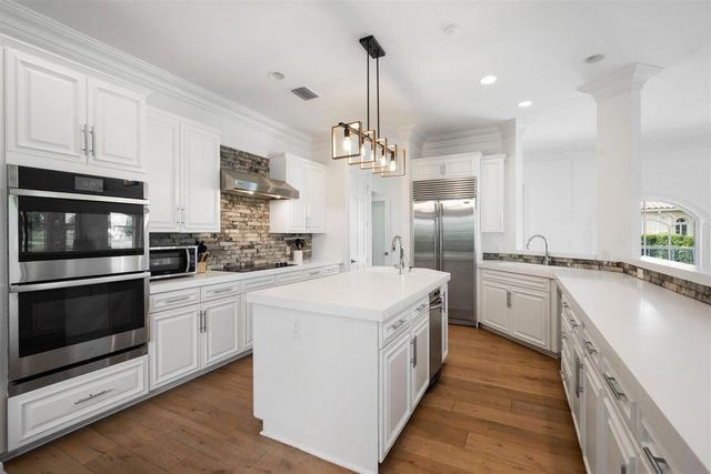 2377 Golf Brook Drive, Wellington, FL 33414