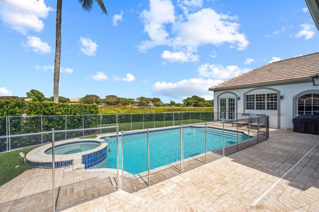 2377 Golf Brook Drive, Wellington, FL 33414