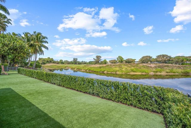 2377 Golf Brook Drive, Wellington, FL 33414