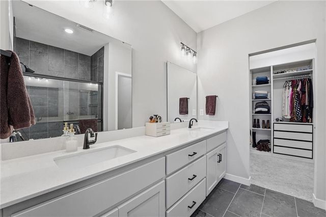 1024 Branchwood Lane, Raymore, MO 64083