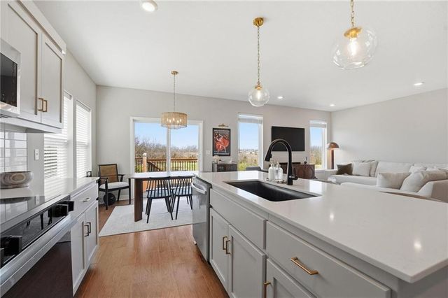 1024 Branchwood Lane, Raymore, MO 64083