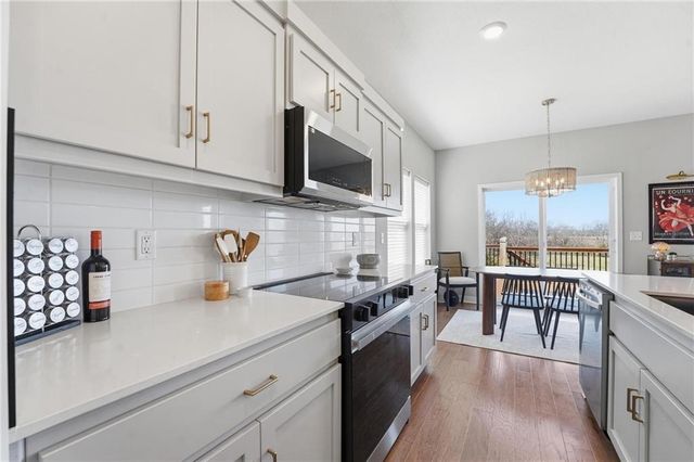 1024 Branchwood Lane, Raymore, MO 64083