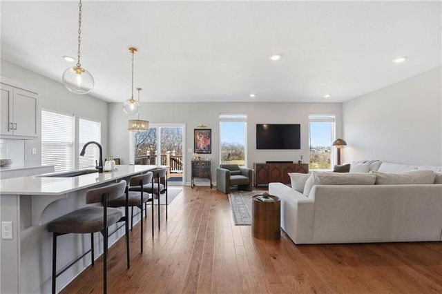 1024 Branchwood Lane, Raymore, MO 64083