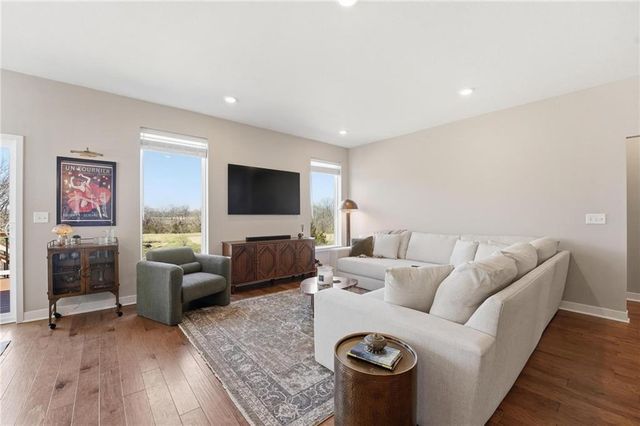 1024 Branchwood Lane, Raymore, MO 64083