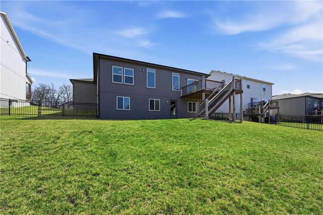 1024 Branchwood Lane, Raymore, MO 64083