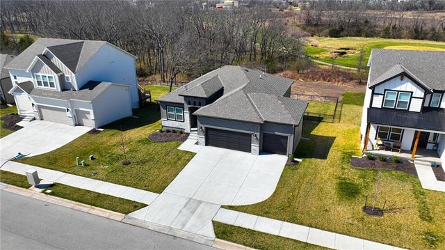1024 Branchwood Lane, Raymore, MO 64083