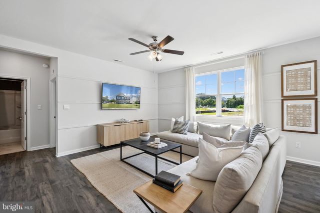 8685 THOMAS JEFFERSON WAY, Gloucester, VA 23061