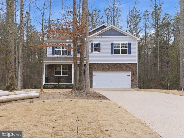 8685 THOMAS JEFFERSON WAY, Gloucester, VA 23061