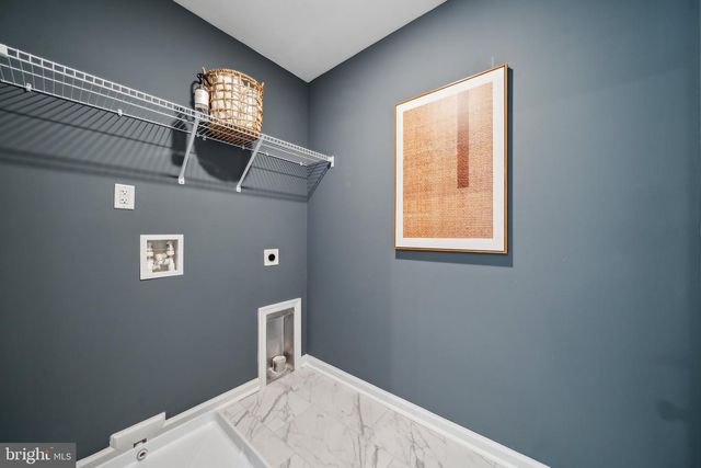 8685 THOMAS JEFFERSON WAY, Gloucester, VA 23061