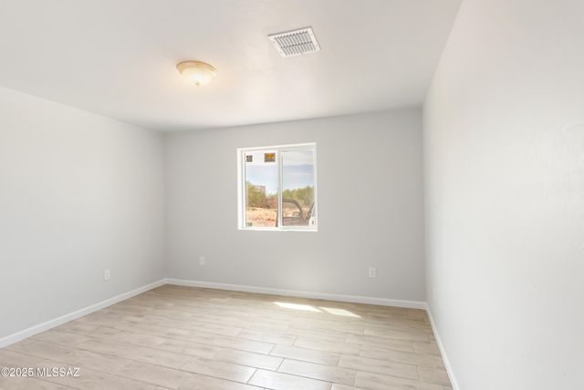 179 S Montgomery Avenue, Corona De Tucson, AZ 85641
