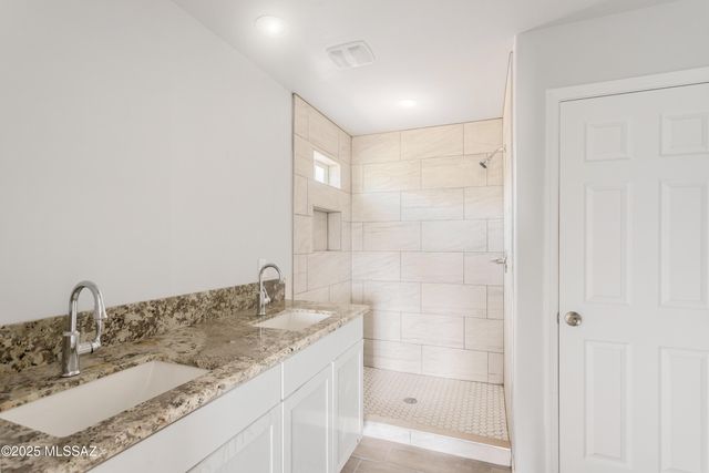 179 S Montgomery Avenue, Corona De Tucson, AZ 85641