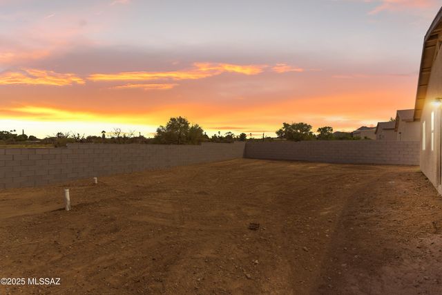 179 S Montgomery Avenue, Corona De Tucson, AZ 85641