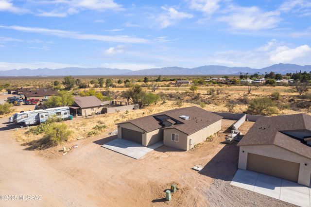 179 S Montgomery Avenue, Corona De Tucson, AZ 85641