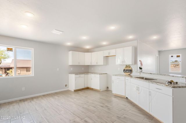 179 S Montgomery Avenue, Corona De Tucson, AZ 85641