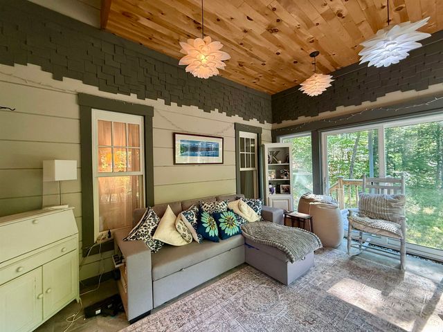 15 Gale Road, Andover, NH 03216