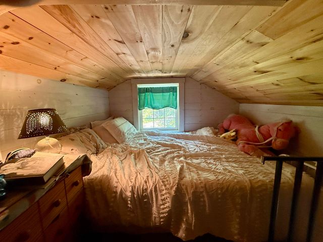 15 Gale Road, Andover, NH 03216