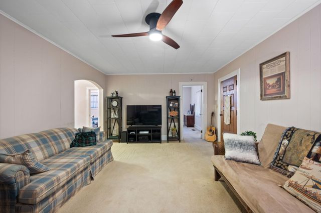 1708 S Mack Smith Road, Chattanooga, TN 37412