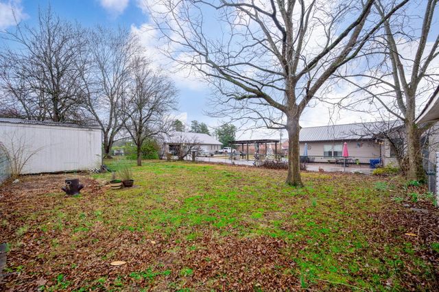 1708 S Mack Smith Road, Chattanooga, TN 37412