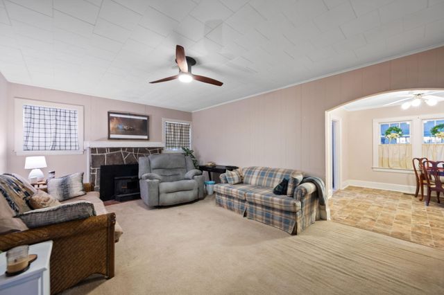 1708 S Mack Smith Road, Chattanooga, TN 37412