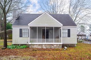 1708 S Mack Smith Road, Chattanooga, TN 37412