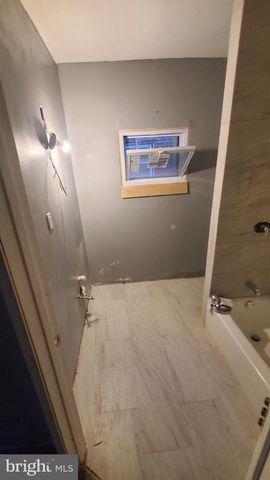 2740 N 19TH ST, Philadelphia, PA 19132