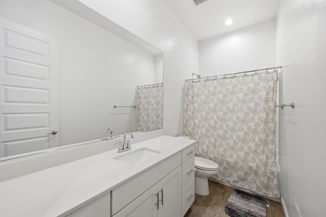 4323 N 92 Drive, Phoenix, AZ 85037