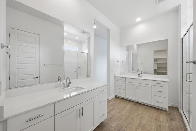 4323 N 92 Drive, Phoenix, AZ 85037