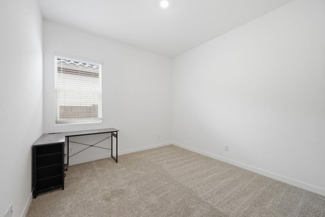 4323 N 92 Drive, Phoenix, AZ 85037