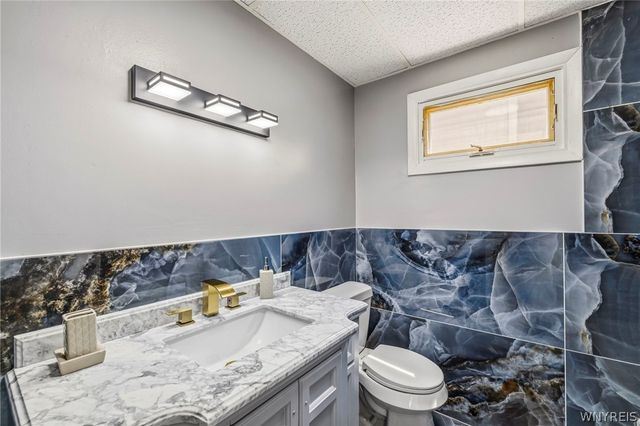 120 East End Avenue, Buffalo, NY 14225