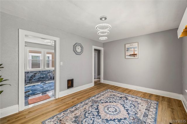 120 East End Avenue, Buffalo, NY 14225