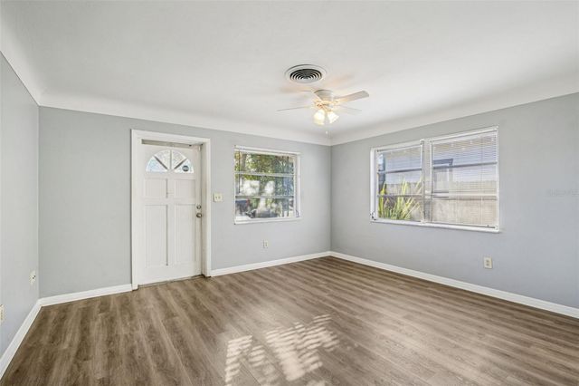 3026 8TH STREET N, St Petersburg, FL 33704