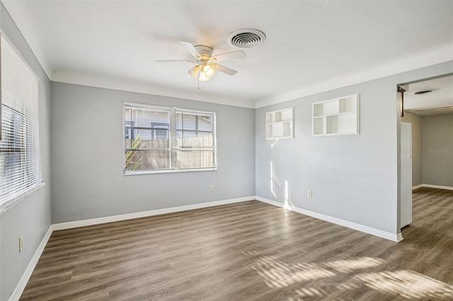 3026 8TH STREET N, St Petersburg, FL 33704