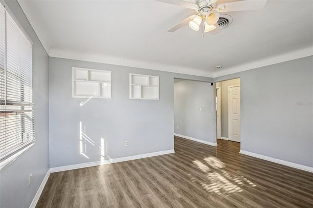 3026 8TH STREET N, St Petersburg, FL 33704