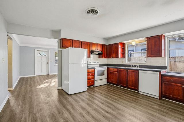 3026 8TH STREET N, St Petersburg, FL 33704