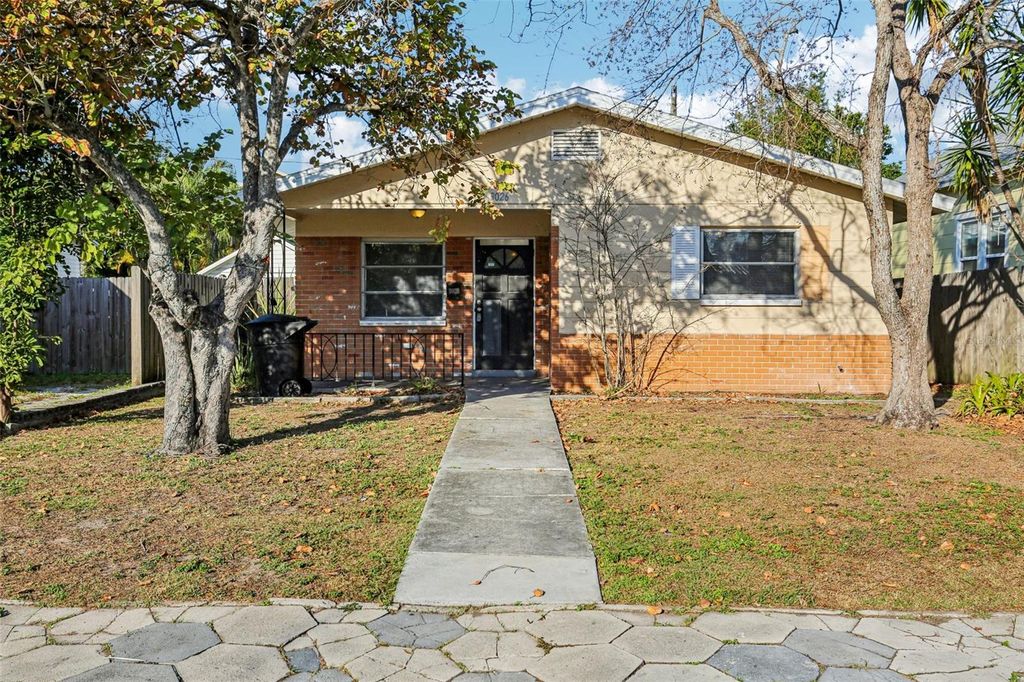 3026 8TH STREET N, St Petersburg, FL 33704