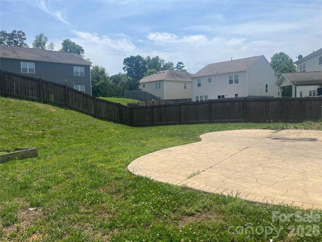 1821 Swan Drive, Charlotte, NC 28216